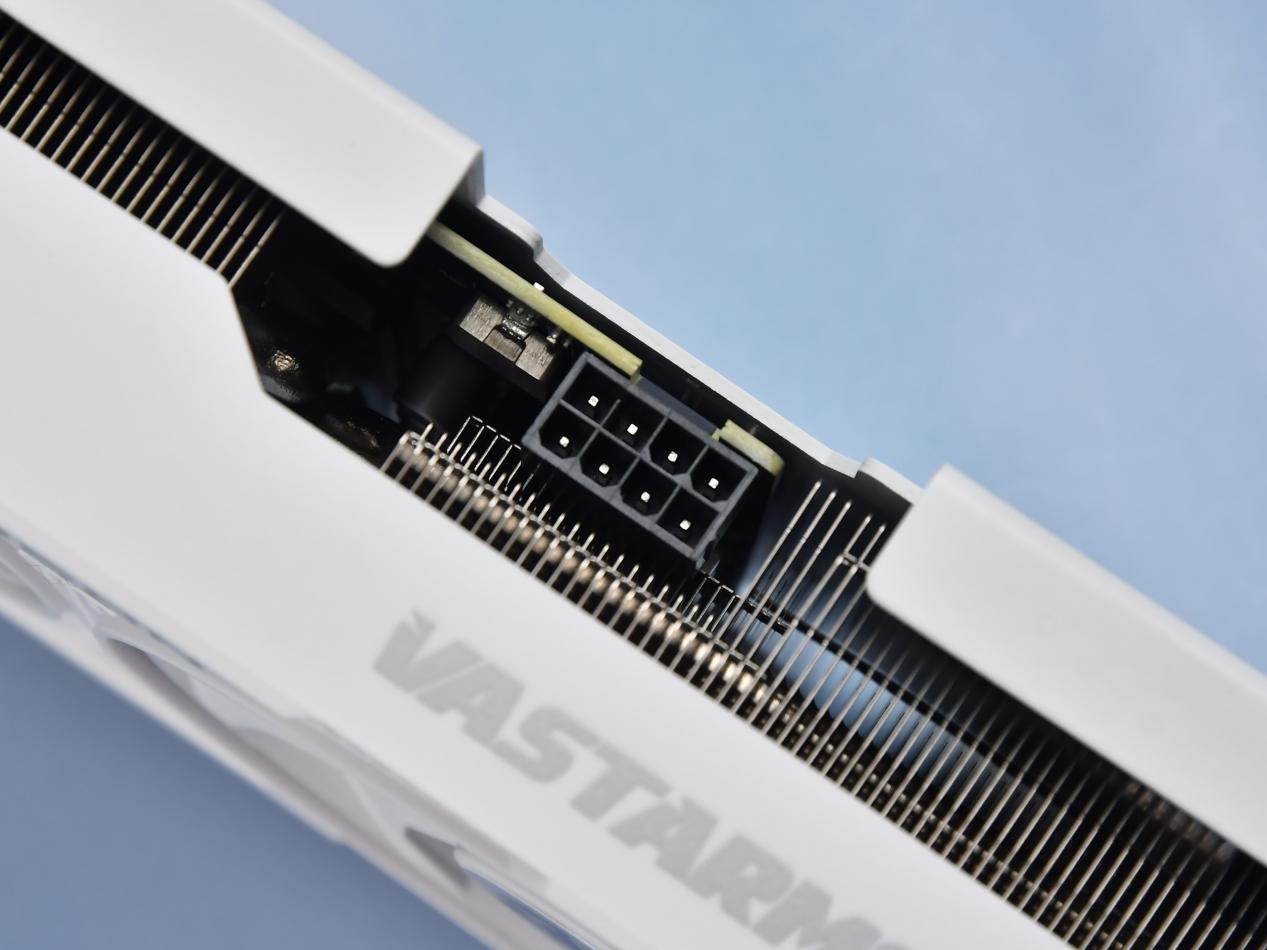 ���VASTARMOR RX 9060 XT 16GB�Ͻ���Կ����⣺16G���Դ�������Ϸ������ѡ