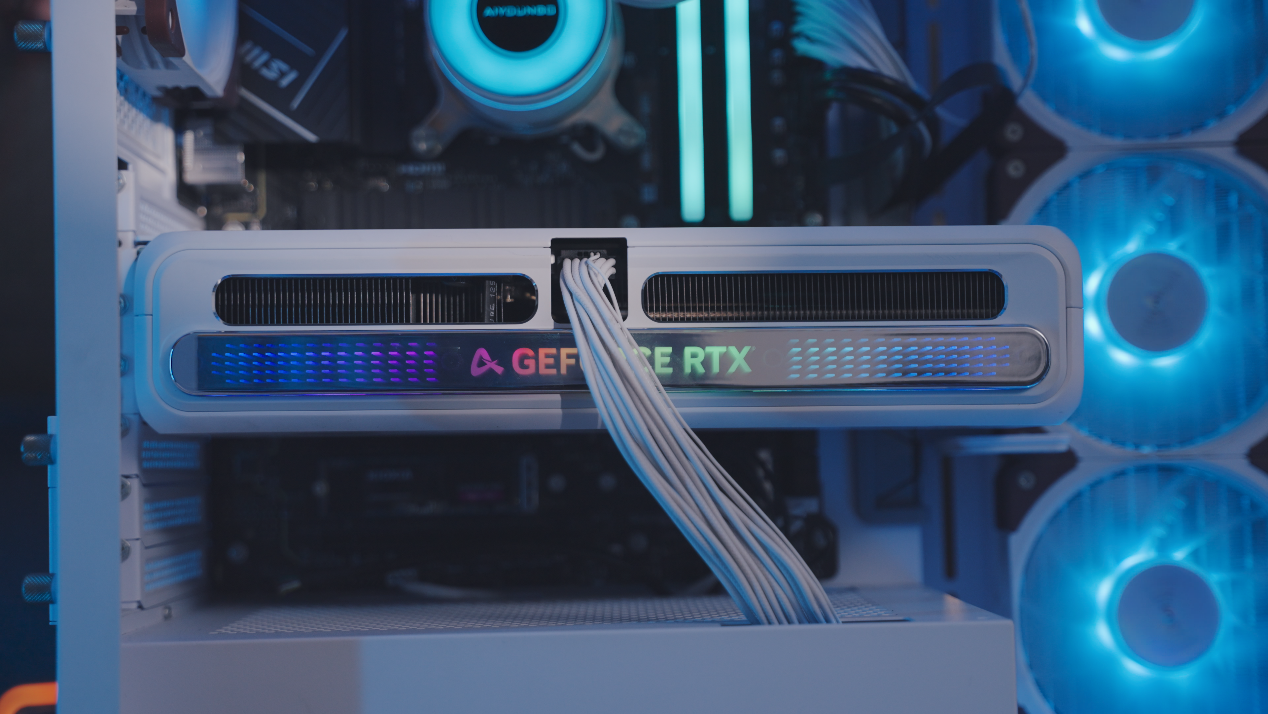 10热管+VC!电竞叛客RTX5090 D V2 X3W OC震撼来袭!