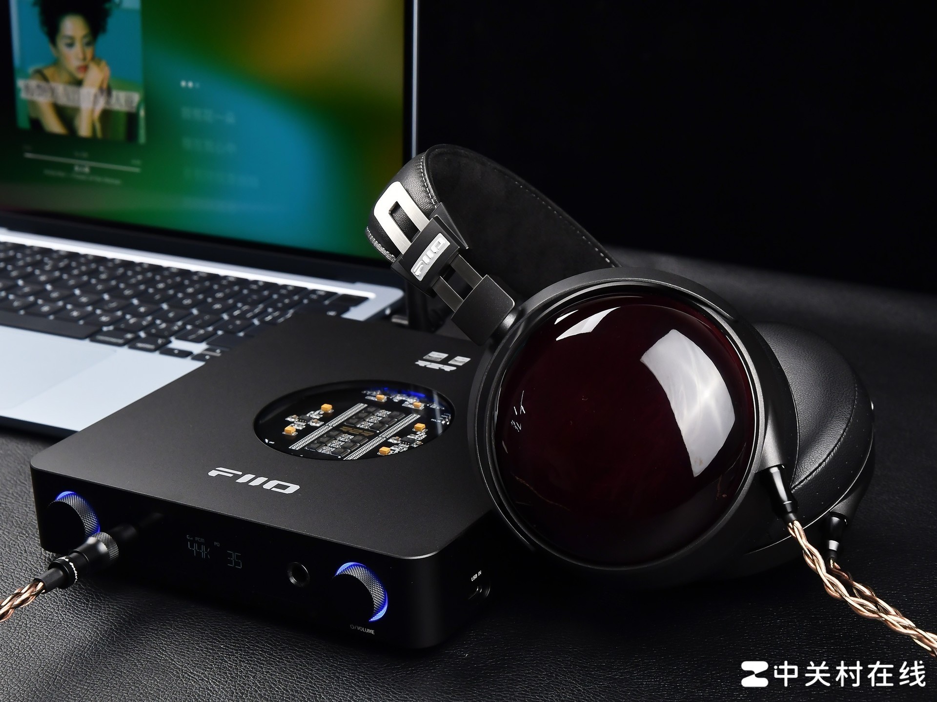 不到旗舰价,玩出旗舰感:飞傲FT13木碗动圈耳机深度体验