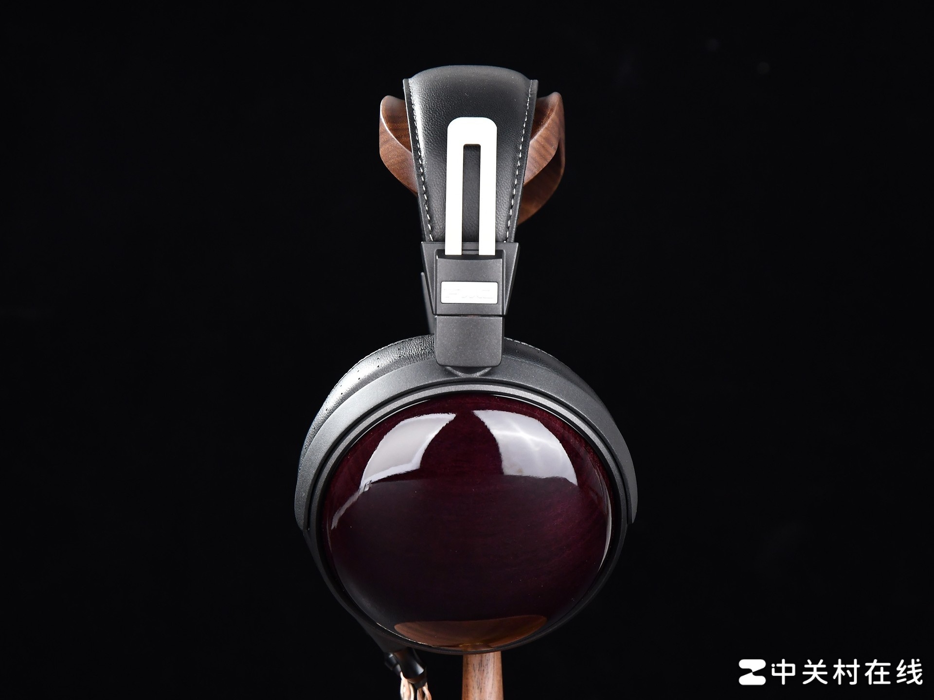 不到旗舰价,玩出旗舰感:飞傲FT13木碗动圈耳机深度体验