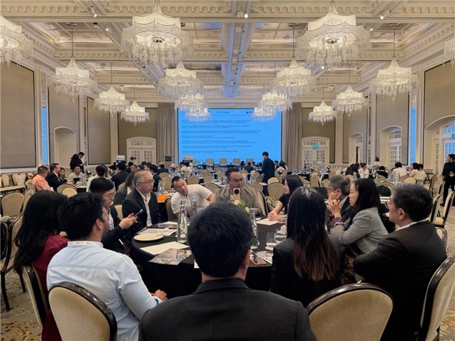 中东亚太投资人都在盯,640亿追觅AURORA手机凭什么被资本疯抢?