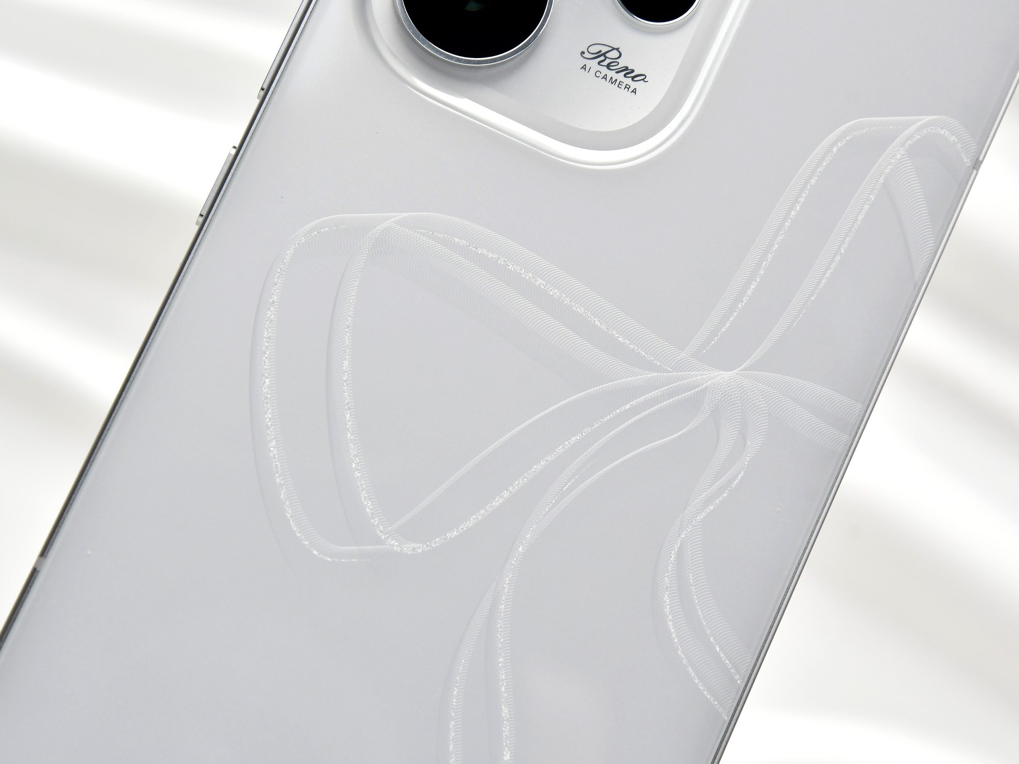 ��������������᣿OPPO Reno15ϵ����ƽ���