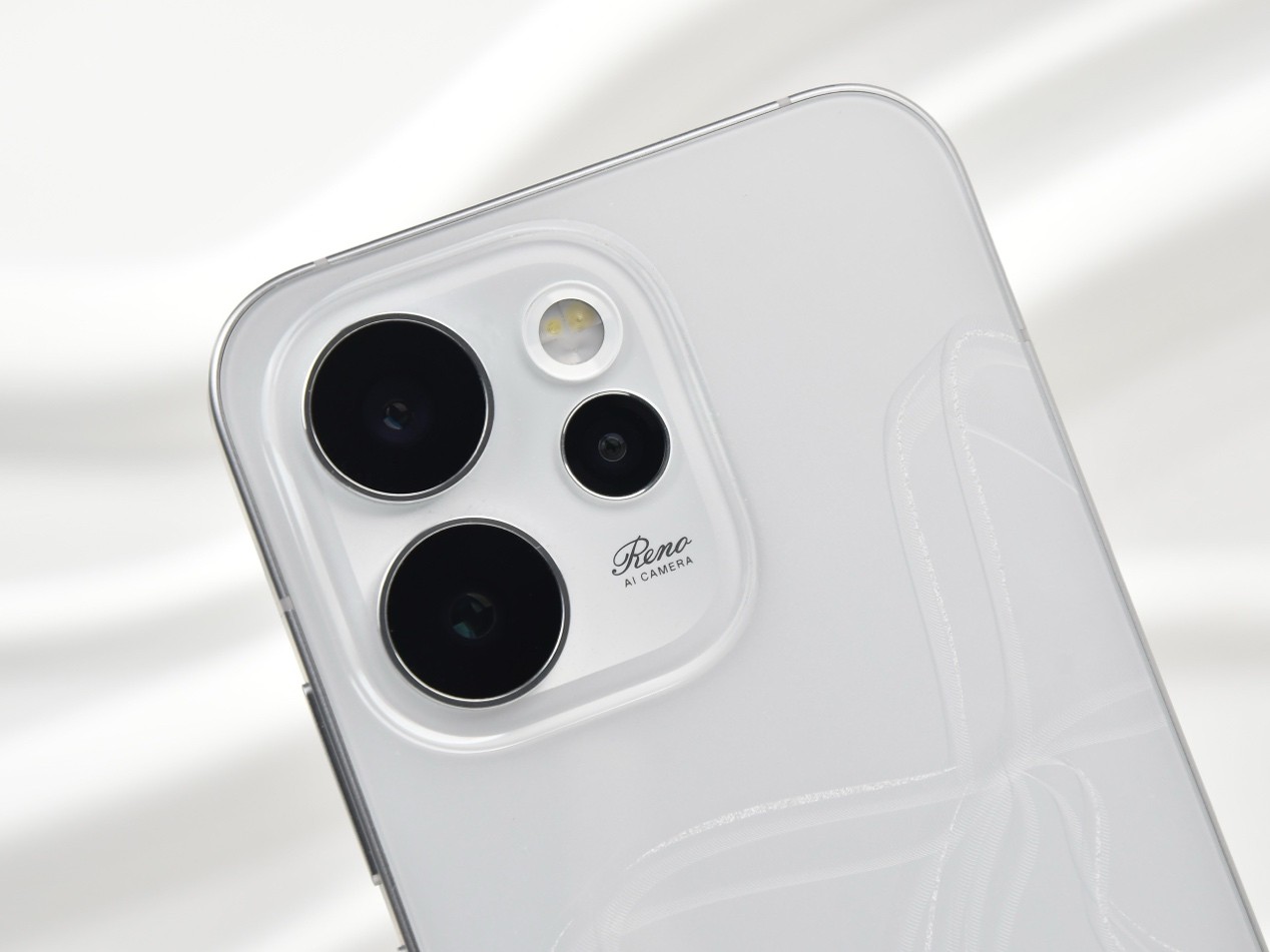 OPPO Reno15 Proȫ�����⣺��׿ʵ����������