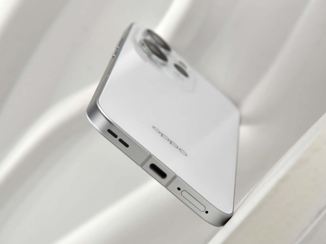 OPPO Reno15 Proȫ�����⣺��׿ʵ����������