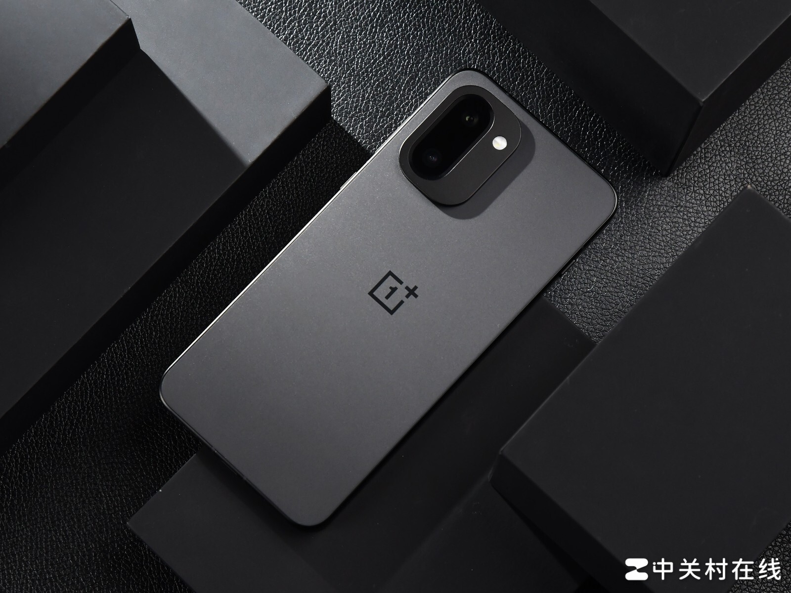 2026��ѧ���ֻ����а�1500/2500/3500Ԫ��λ���ѡ��ָ��