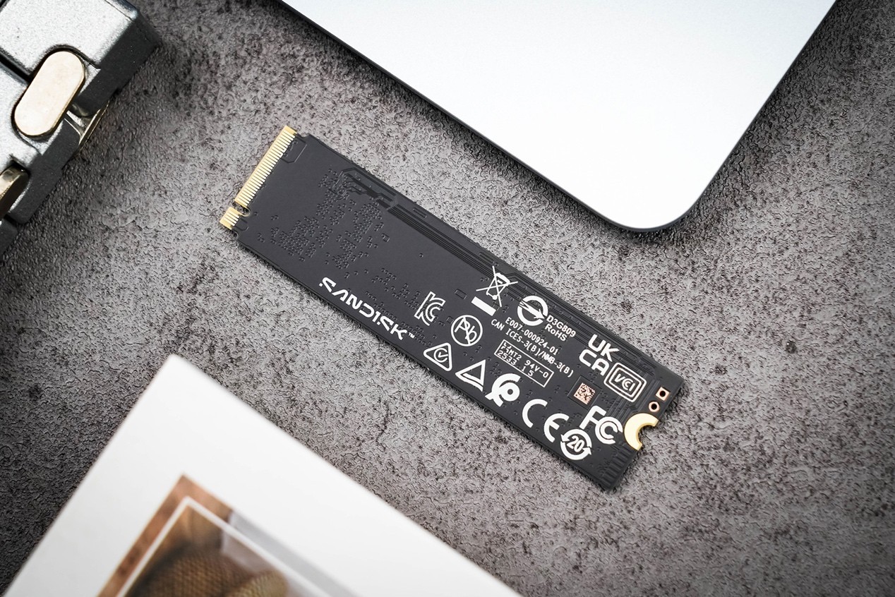 PCIe 5.0 SSD顶配之作：SANDISK Optimus GX PRO 8100 NVMe SSD评测