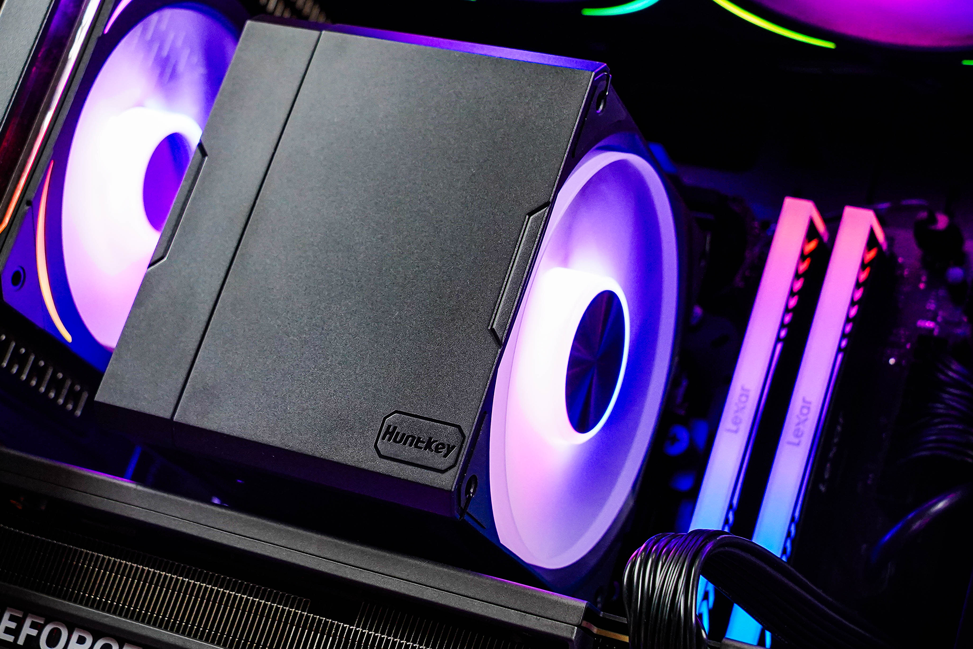 ����GX612Duo˫��ɢ�������� ǿѹ����9 9900X