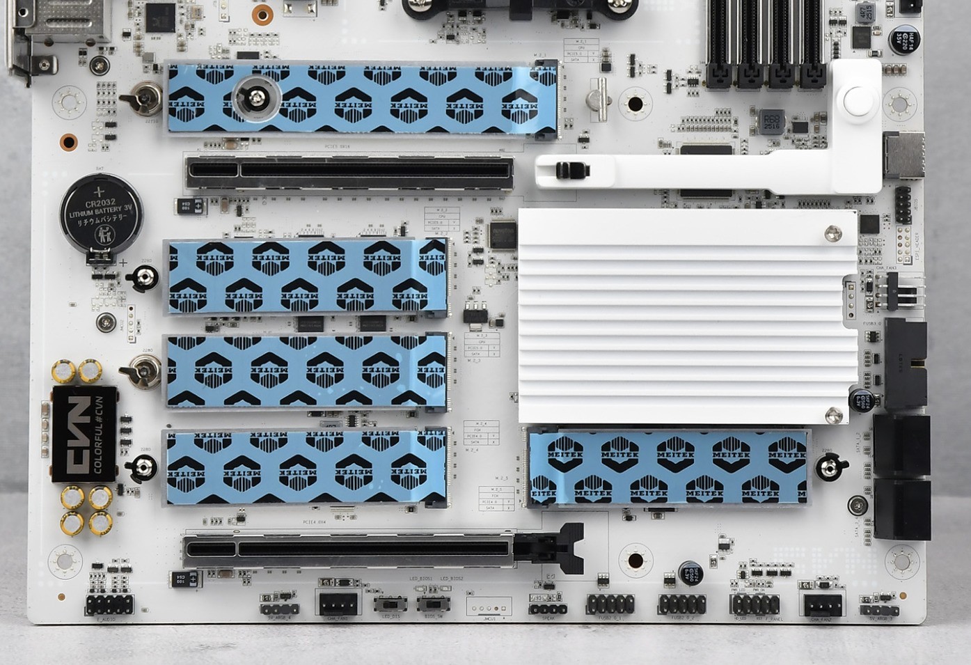 ߲ʺX870E ARK⣺ͷX3DҰ޵Ĵ콢