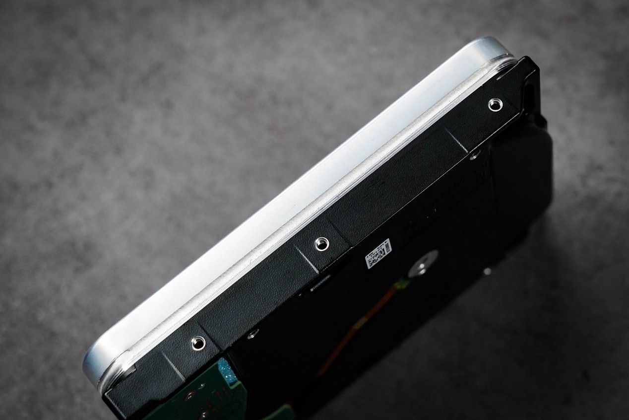 ϣExos M 30TBҵӲ ޾AIݱ