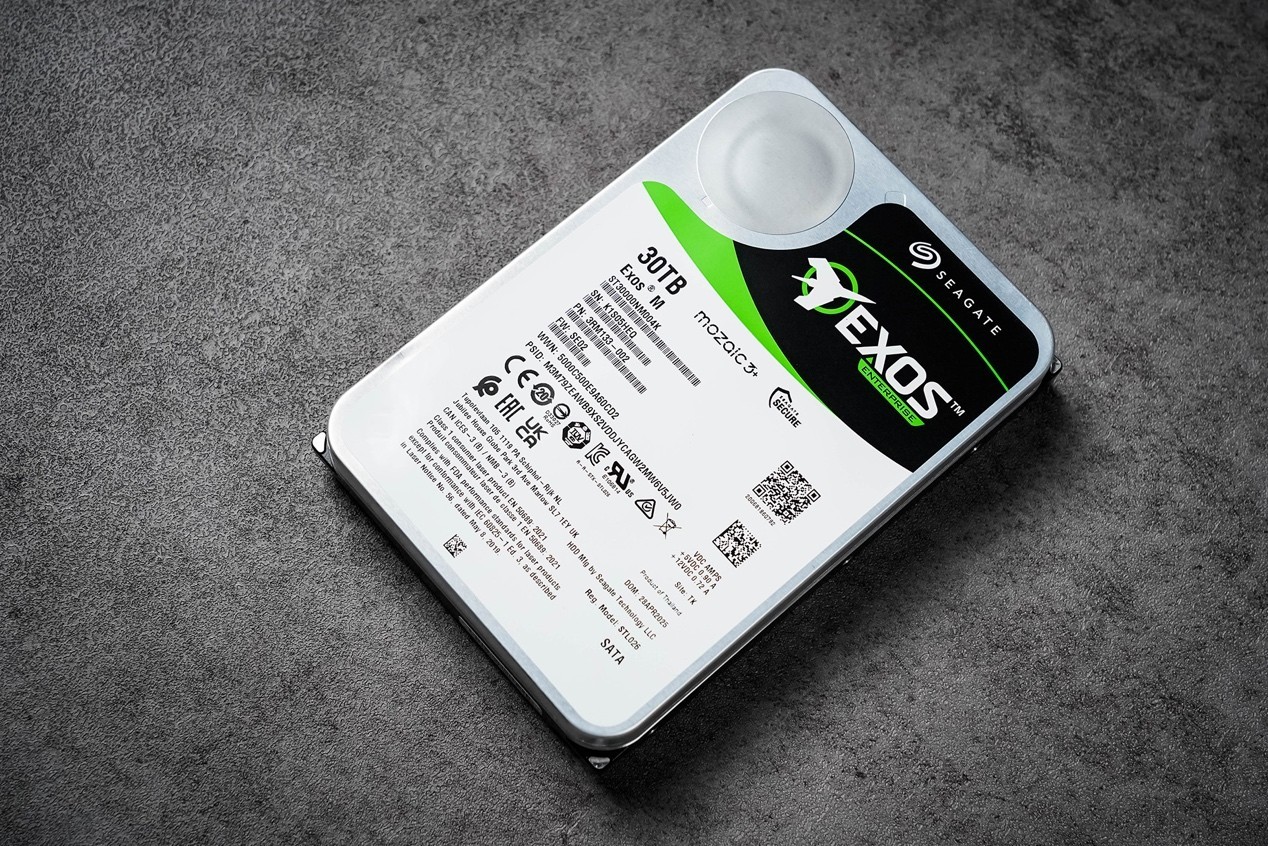 ϣExos M 30TBҵӲ ޾AIݱ