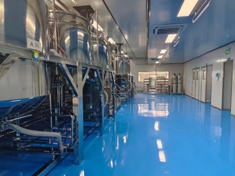 国潮茶瓷推荐官 “茶企大千金” 珍珍:携 “黑马.NO1” 精华膏