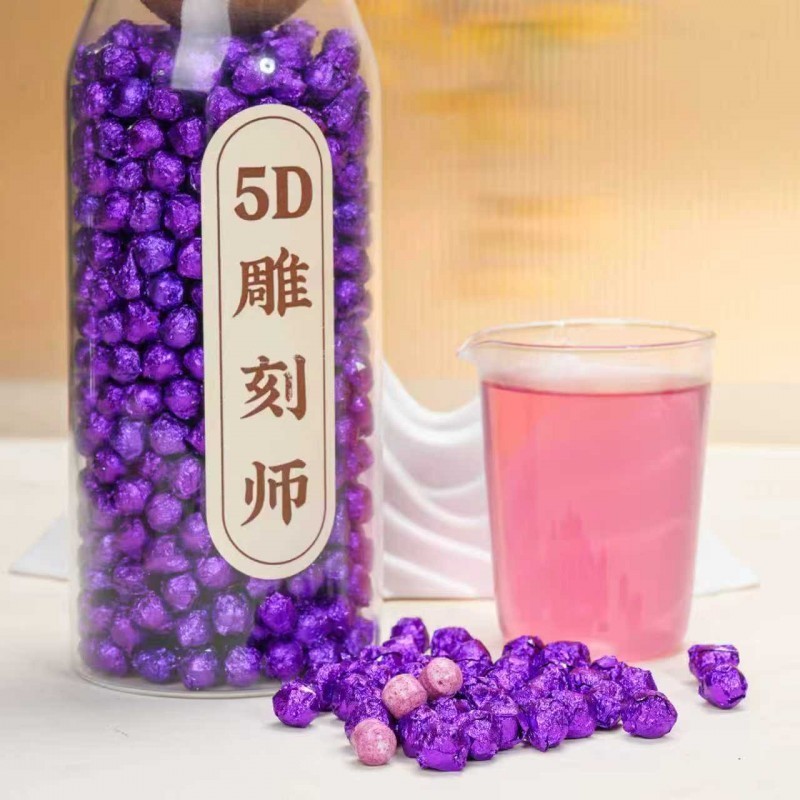 国潮茶瓷推荐官 “茶企大千金” 珍珍:携 “黑马.NO1” 精华膏