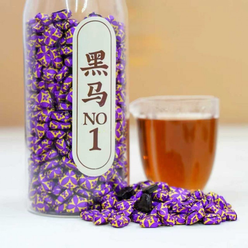 国潮茶瓷推荐官 “茶企大千金” 珍珍:携 “黑马.NO1” 精华膏