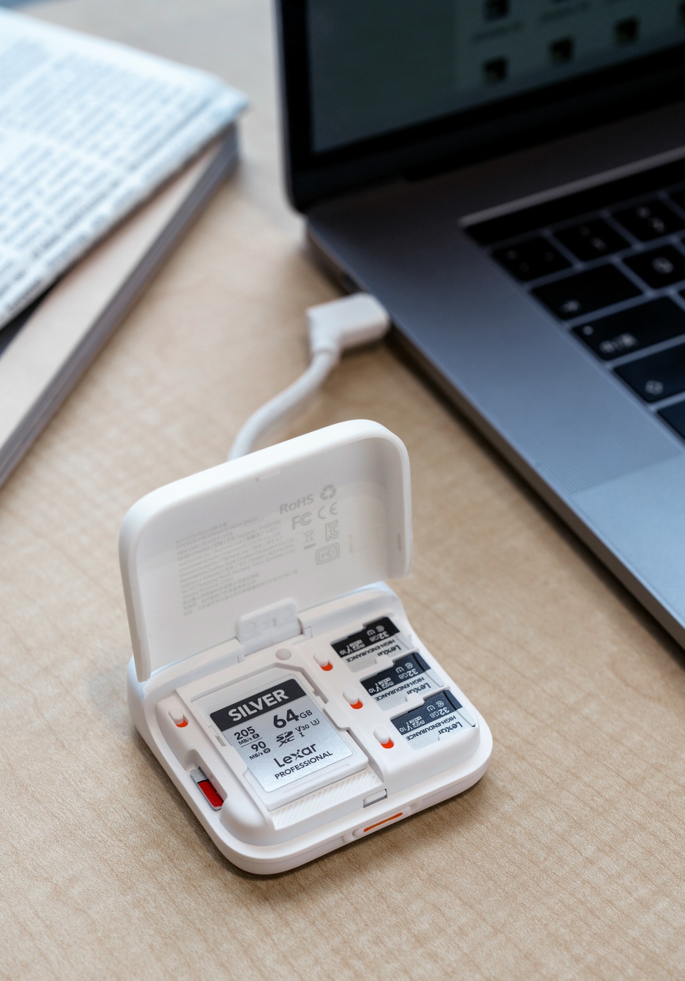 为高效创作而来 PGYTECH全新发布Mini闪传卡盒