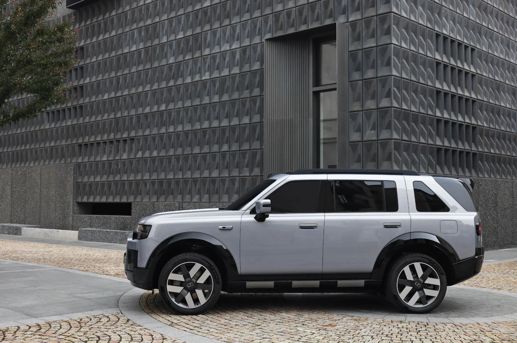 Ȩ���28.99��Ԫ�� FREELANDER������8��ʽ����