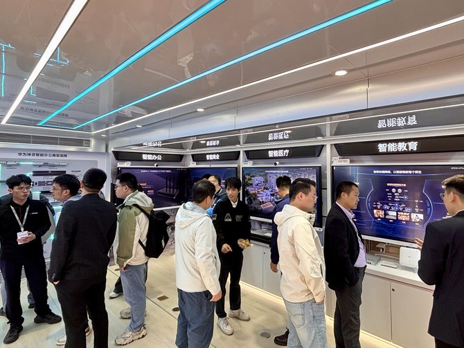 ܣͬУΪй2025㶫վСҵԾܻ