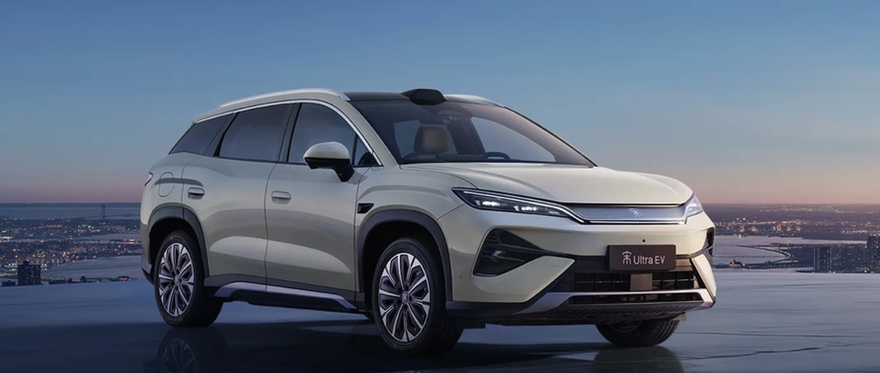����ͨ��SUV�糵�Ƽ����Ŀ��������ͳ�������ֵ��Ƚ���