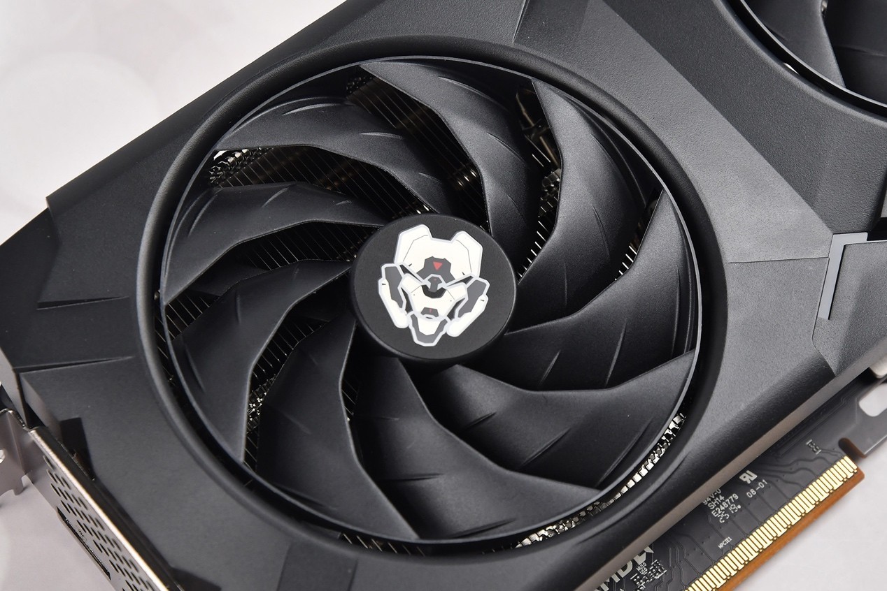 瀚铠RX 9070 GRE 12GB OC合金显卡评测 2K游戏爽玩