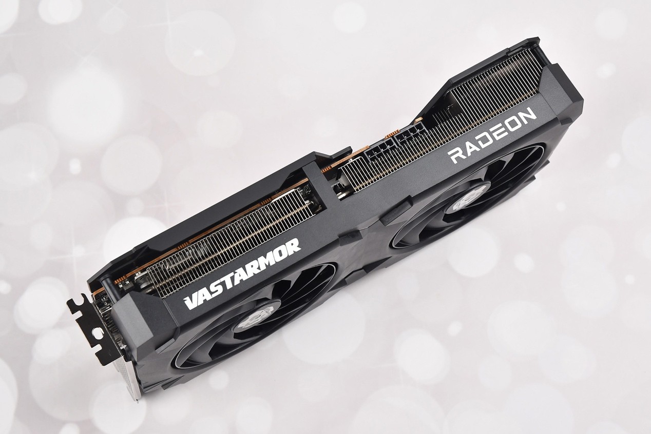 瀚铠RX 9070 GRE 12GB OC合金显卡评测 2K游戏爽玩