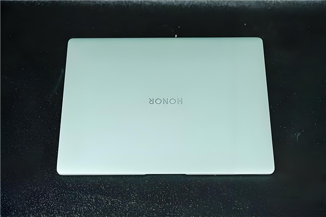 2025ѧʼǱƼMagicBook Pro 14Ϊγѧ³裿