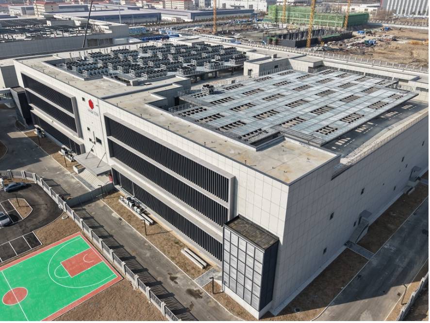 万国数据发布2025年第三季度财报——净利润达7.28亿元人民币