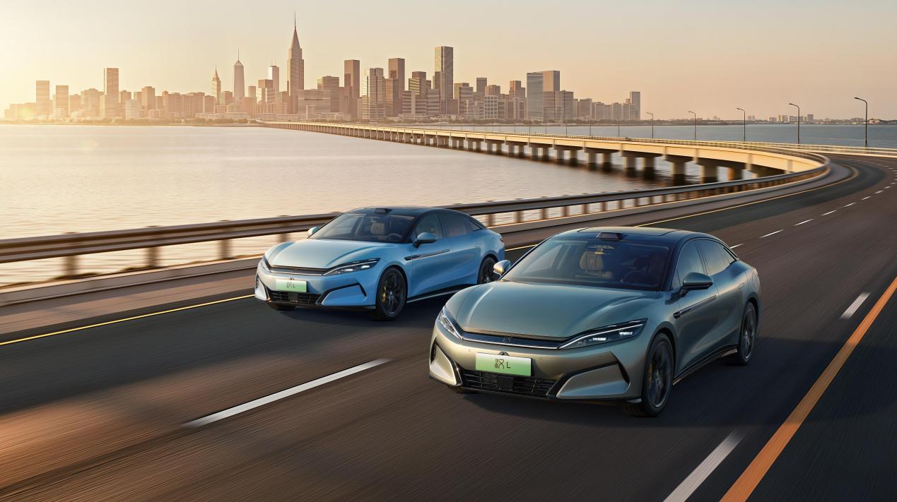 �����˵ĵ�һ̨�콢�γ�����L�û�������19.48��Ԫ��