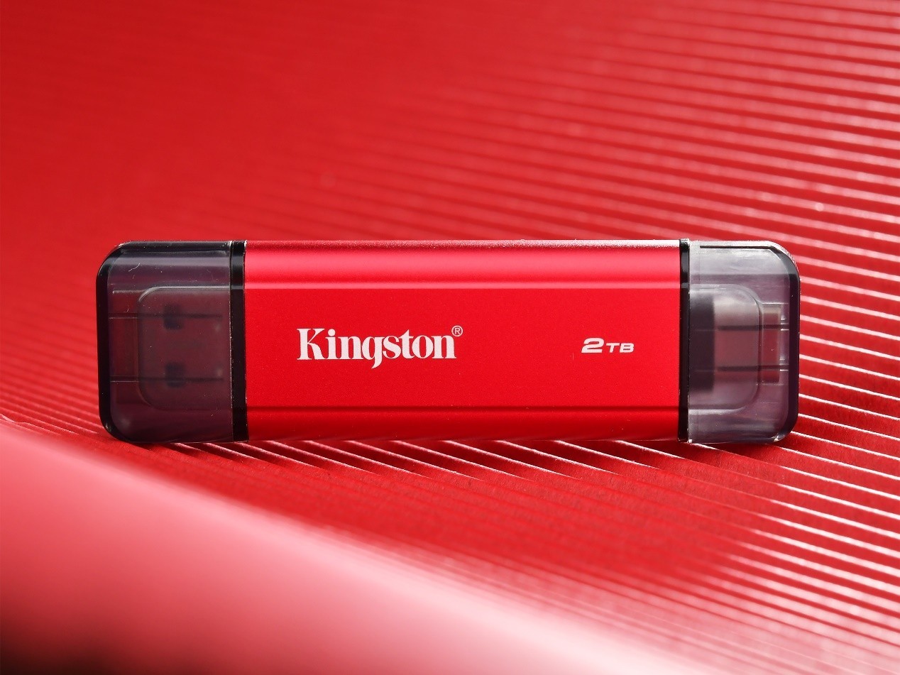 金士顿Dual Portable双接口移动固态硬盘评测:优盘身形,固态实力