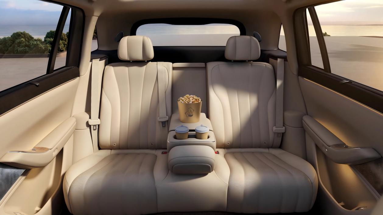 年味里的问界M7:空间大口碑好,新春家庭出行的价值之选