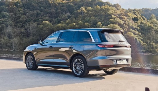 ����Դ�콢SUV������ʻ���У��湦����ں���֮��