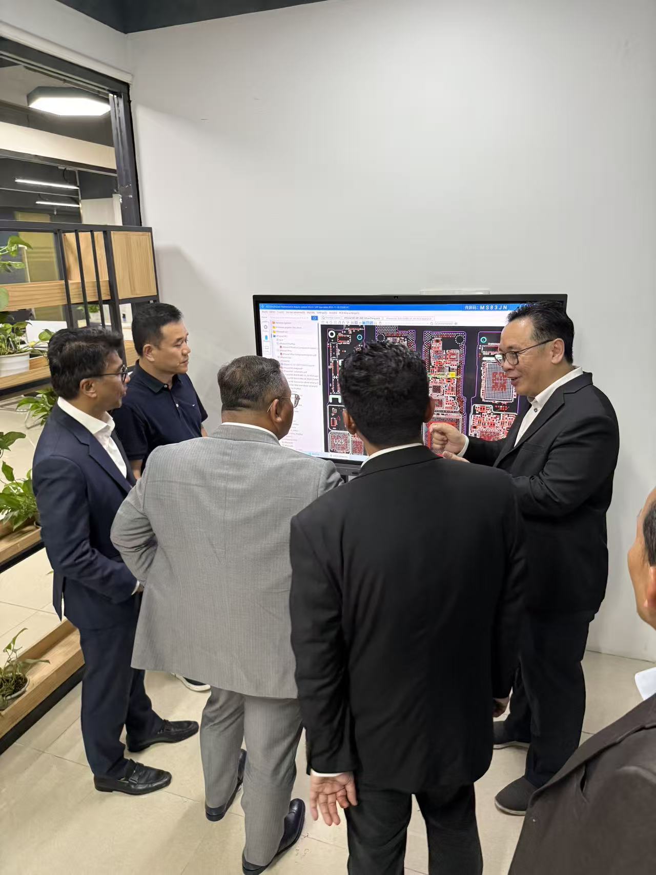 马来西亚大臣访华与深圳迅维科技达战略合作共筑区域TVET技术生态