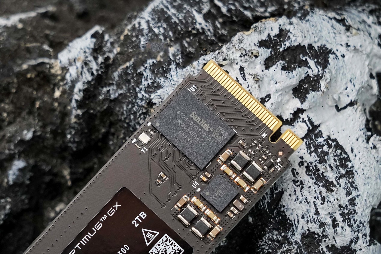 PCIe4.0 SSD火力全开：闪迪奥丁马仕GX 7100 NVMe SSD评测