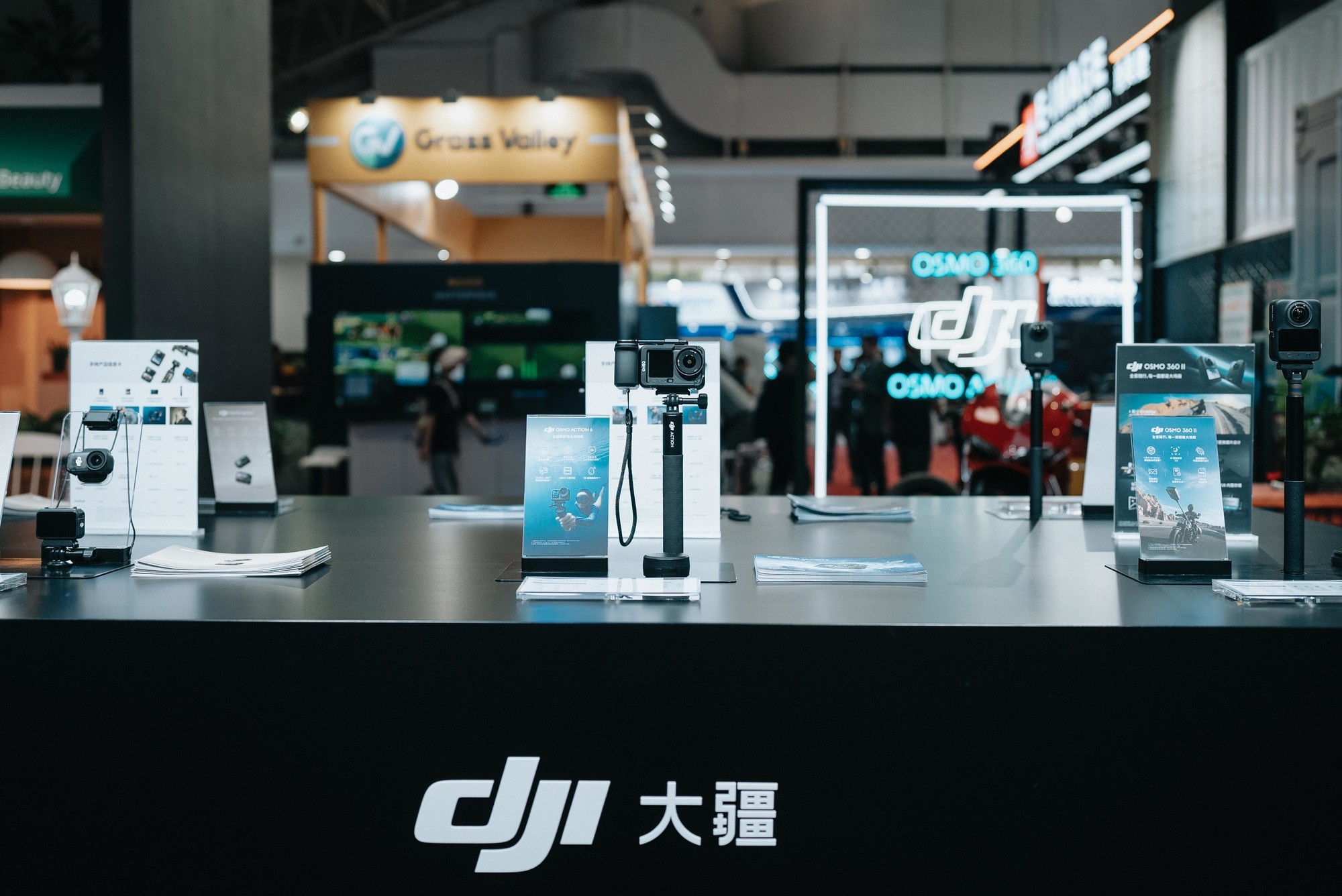 ��άЭͬ����Ӱ���¾���DJI��רҵӰ����̬����BIRTV 2026