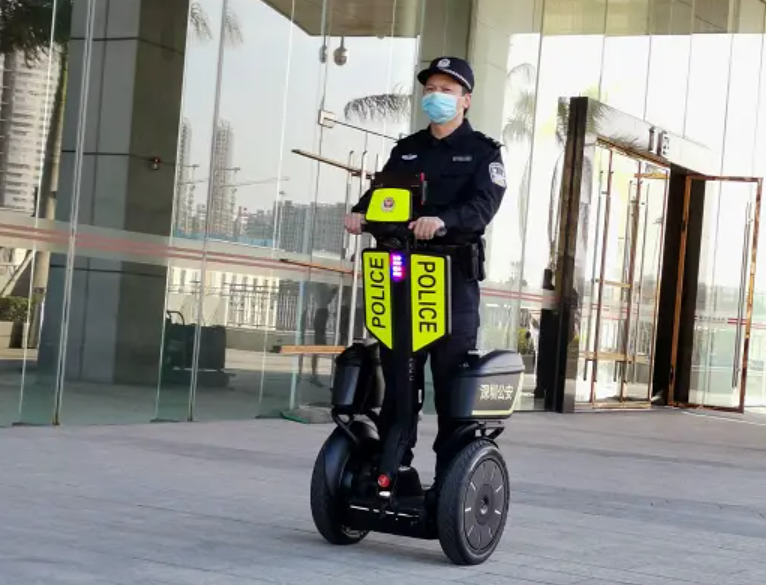 九号警务电动车“上岗” 智能化助力警务出行