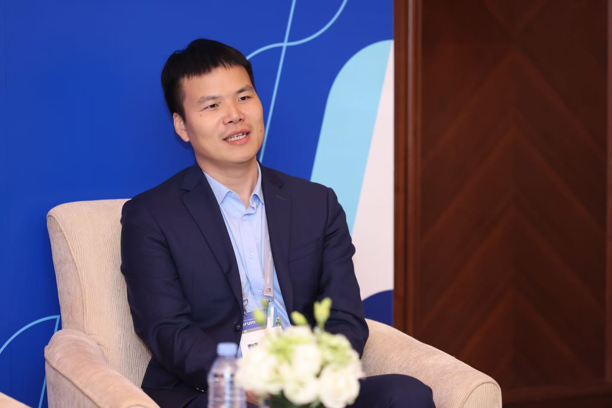 2025�����Ƽ���᣺�۽�AI PC��ҵ����Ϊרҵ�û��ṩǿ������֧��