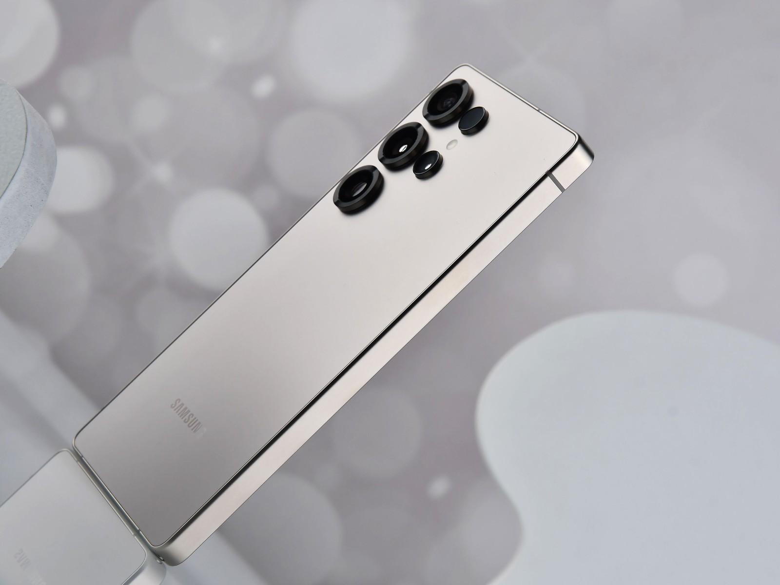 2025 年旗舰手机大对比,11.11购机推荐排行榜