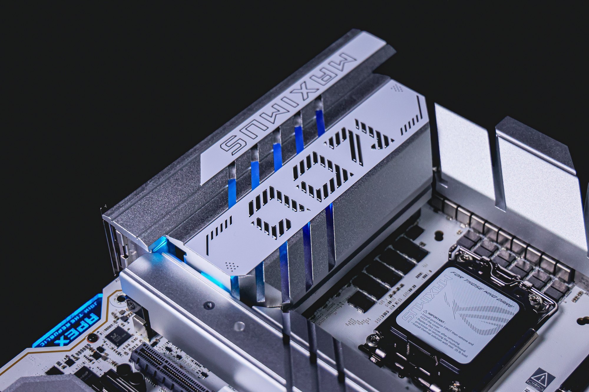 ROG MAXIMUS Z890 APEX崴DDR5-13322Ƶ¼¼