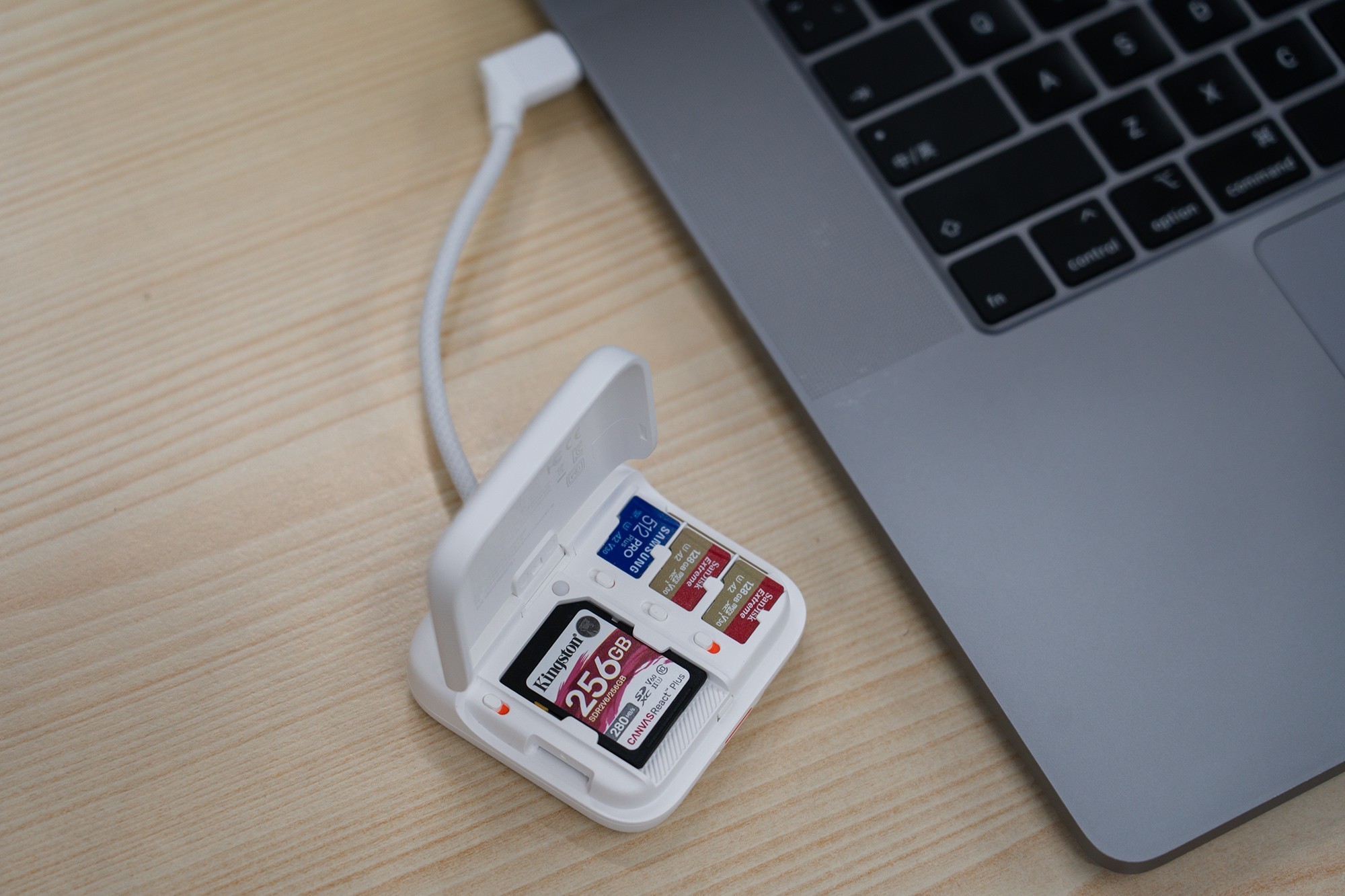 PGYTECH Mini飺ɡٴ๦ܺһ