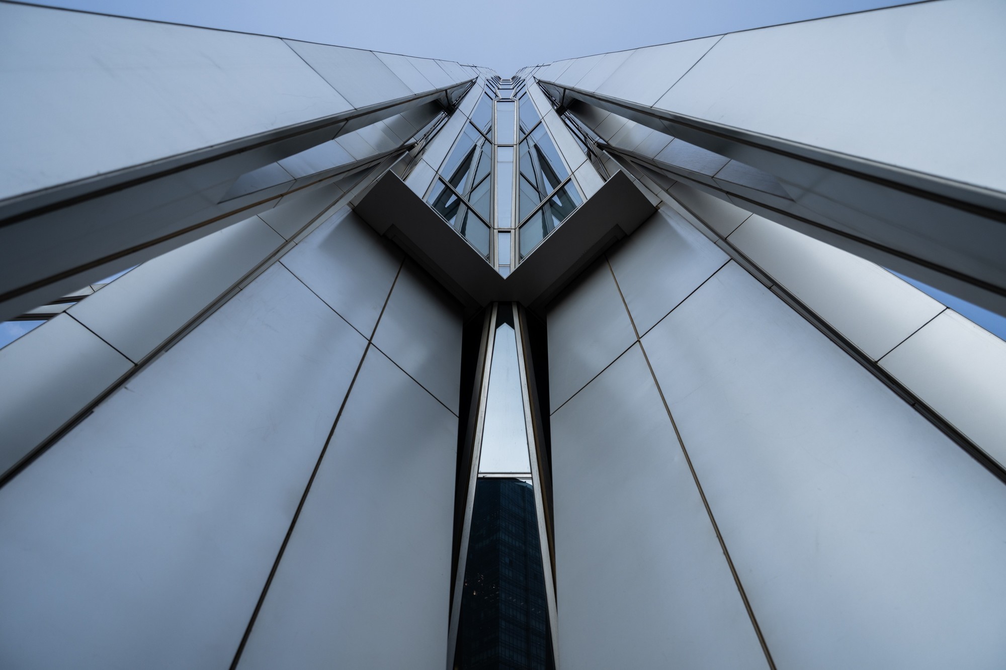 �����Ƶ������ ��˶� Z 24-70mm f/2.8 S II ��ͷ����