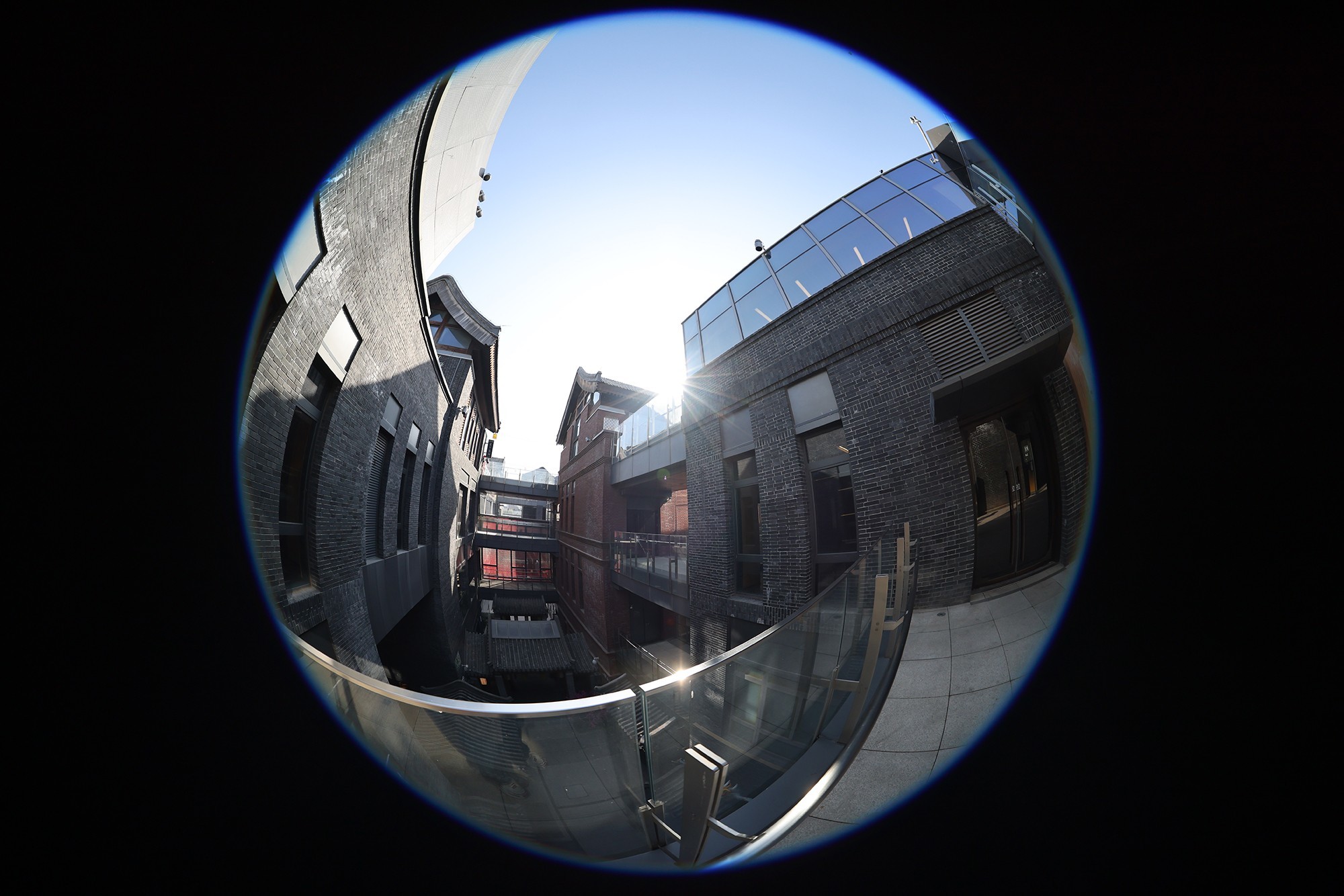 190���ӽ��µ��ӽ� ����RF7-14mm F2.8-3.5 STM���۾�ͷ����