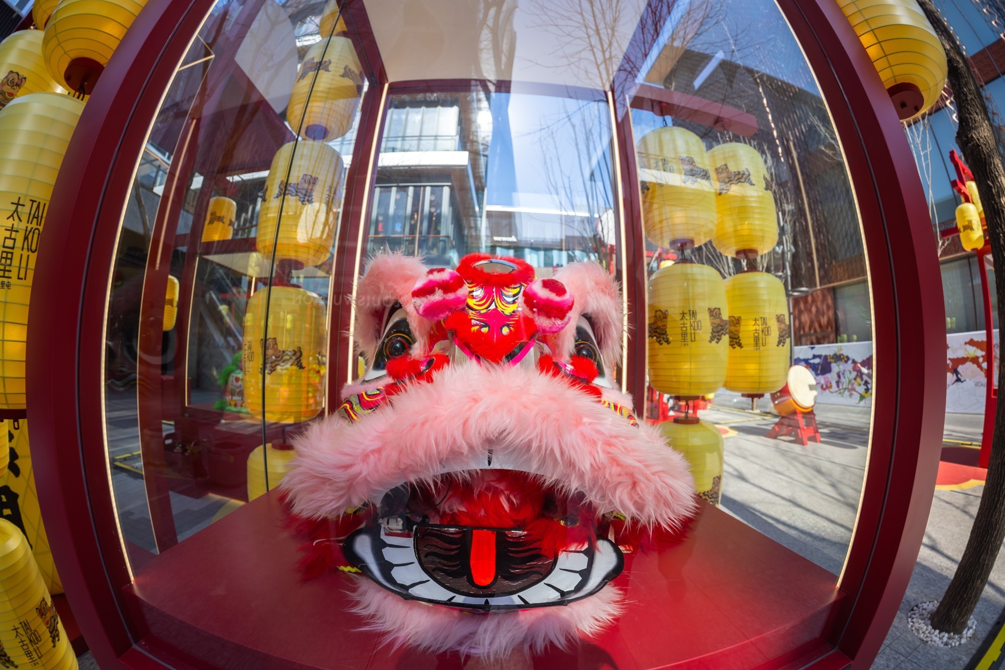 190���ӽ��µ��ӽ� ����RF7-14mm F2.8-3.5 STM���۾�ͷ����