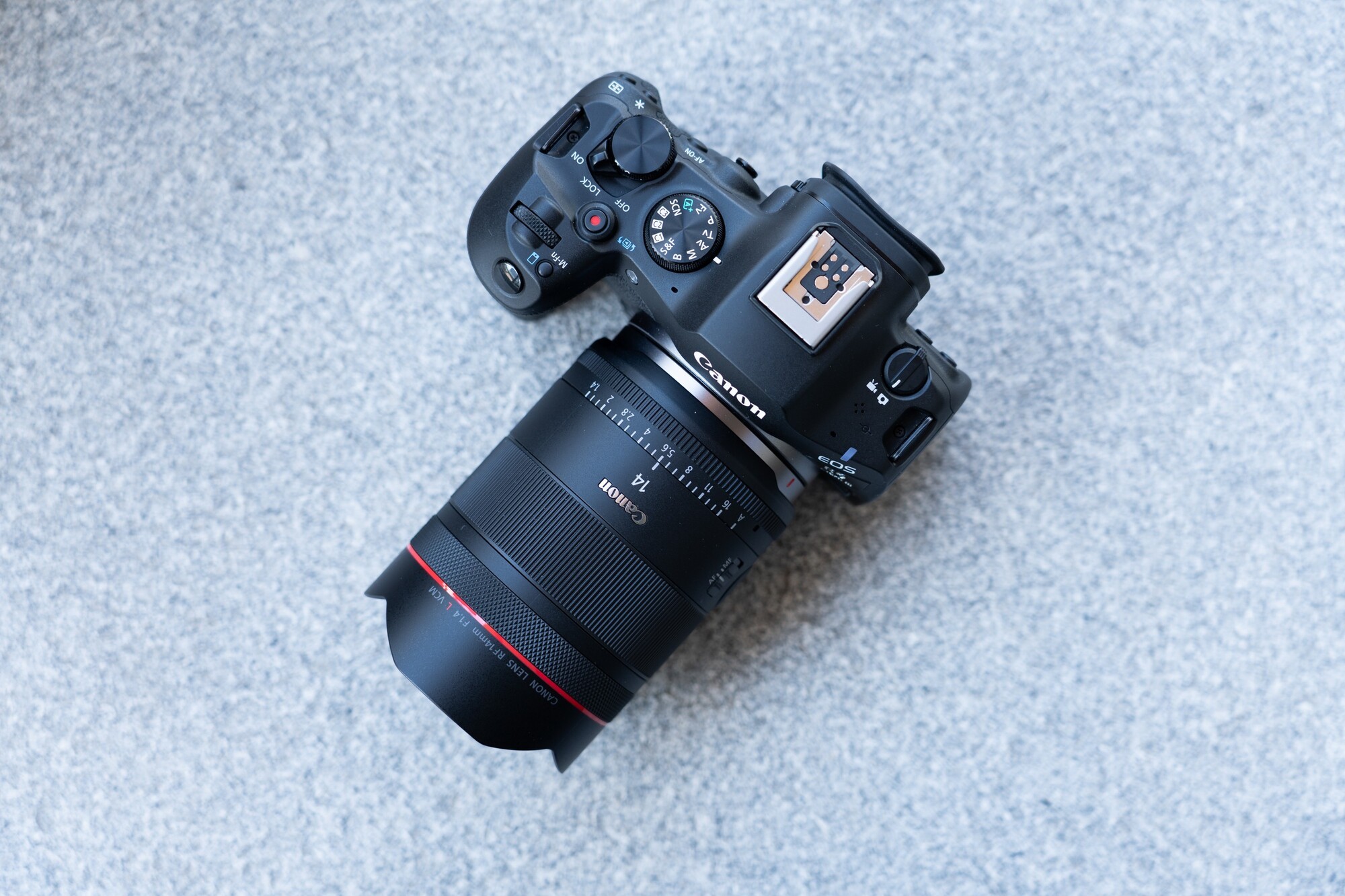 ����RF14mm F1.4 L VCM��������