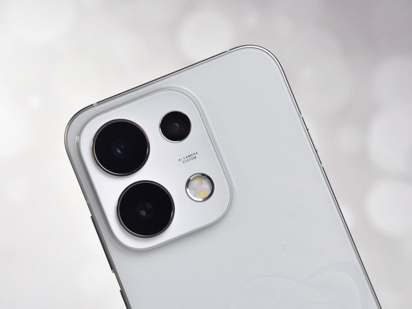 给女朋友换拍照手机，为什么OPPO Reno16 系列是必选？