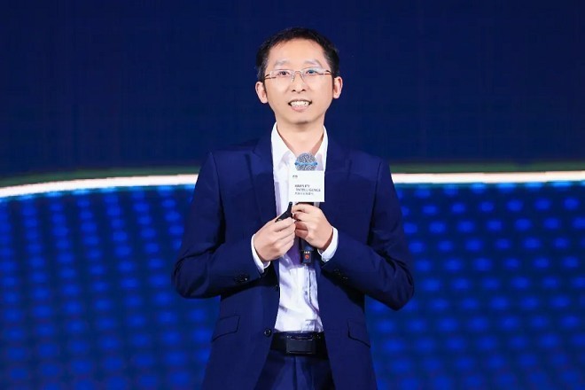 三类不同身份的“开发者”，在昇腾CANN的土壤上种下了繁荣之花