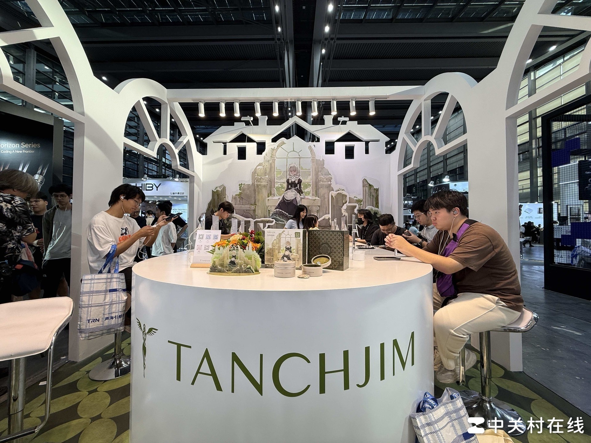 第19届深圳国际音频展现场直击:旗舰扎堆,一场属于耳机发烧友的试听盛宴