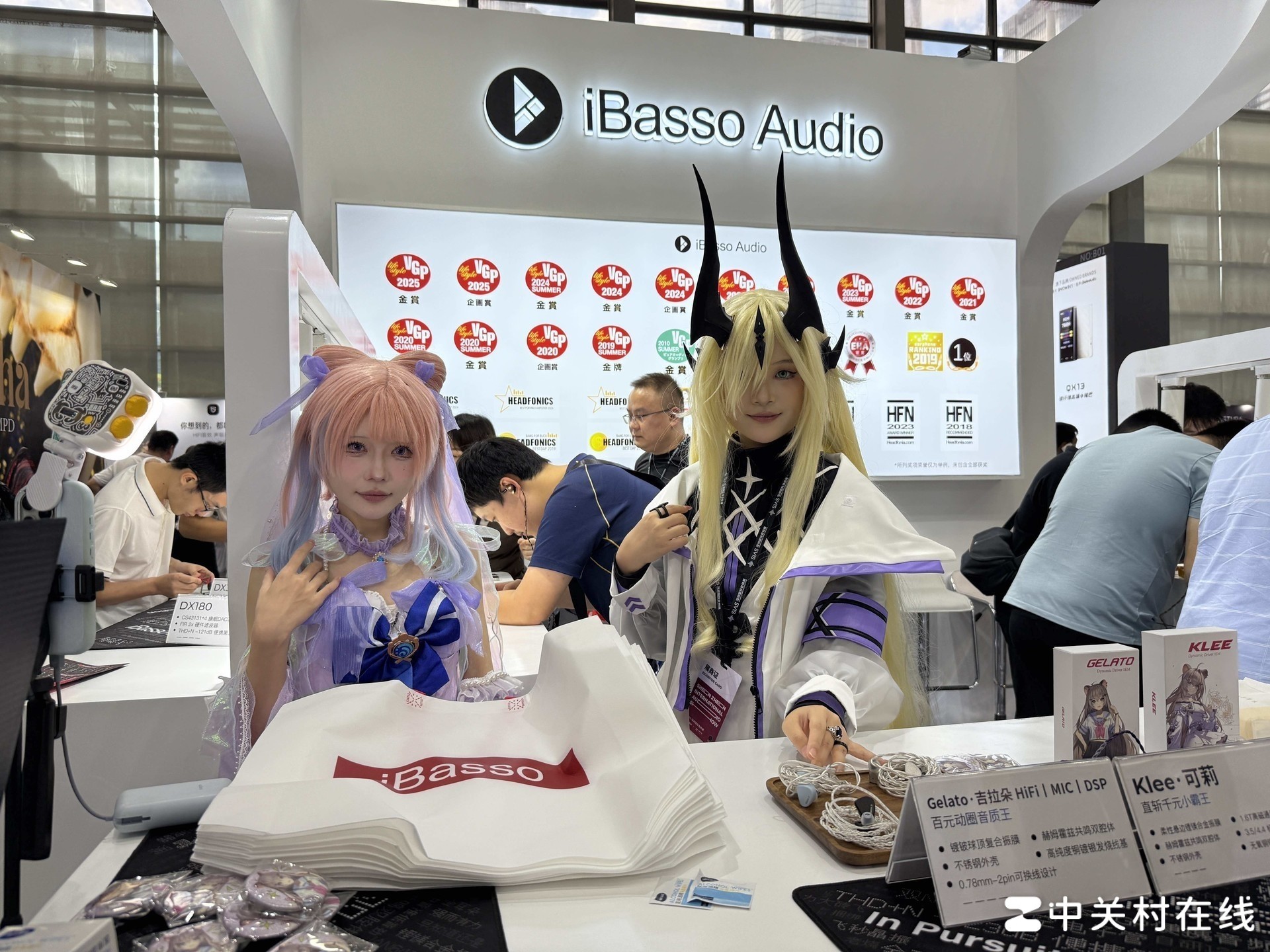 第19届深圳国际音频展现场直击:旗舰扎堆,一场属于耳机发烧友的试听盛宴