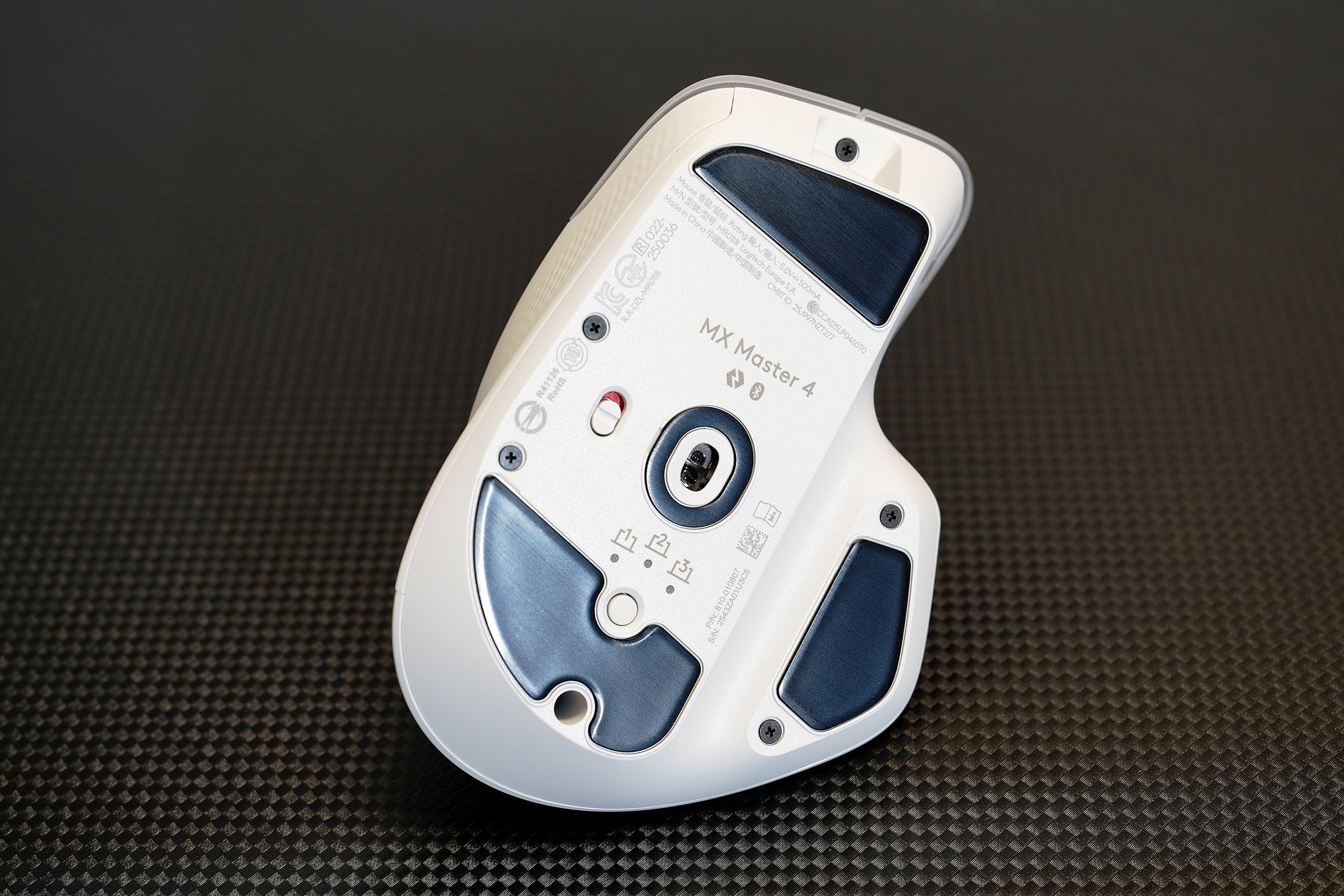 �칫�����������ߣ������޼�MX Master 4