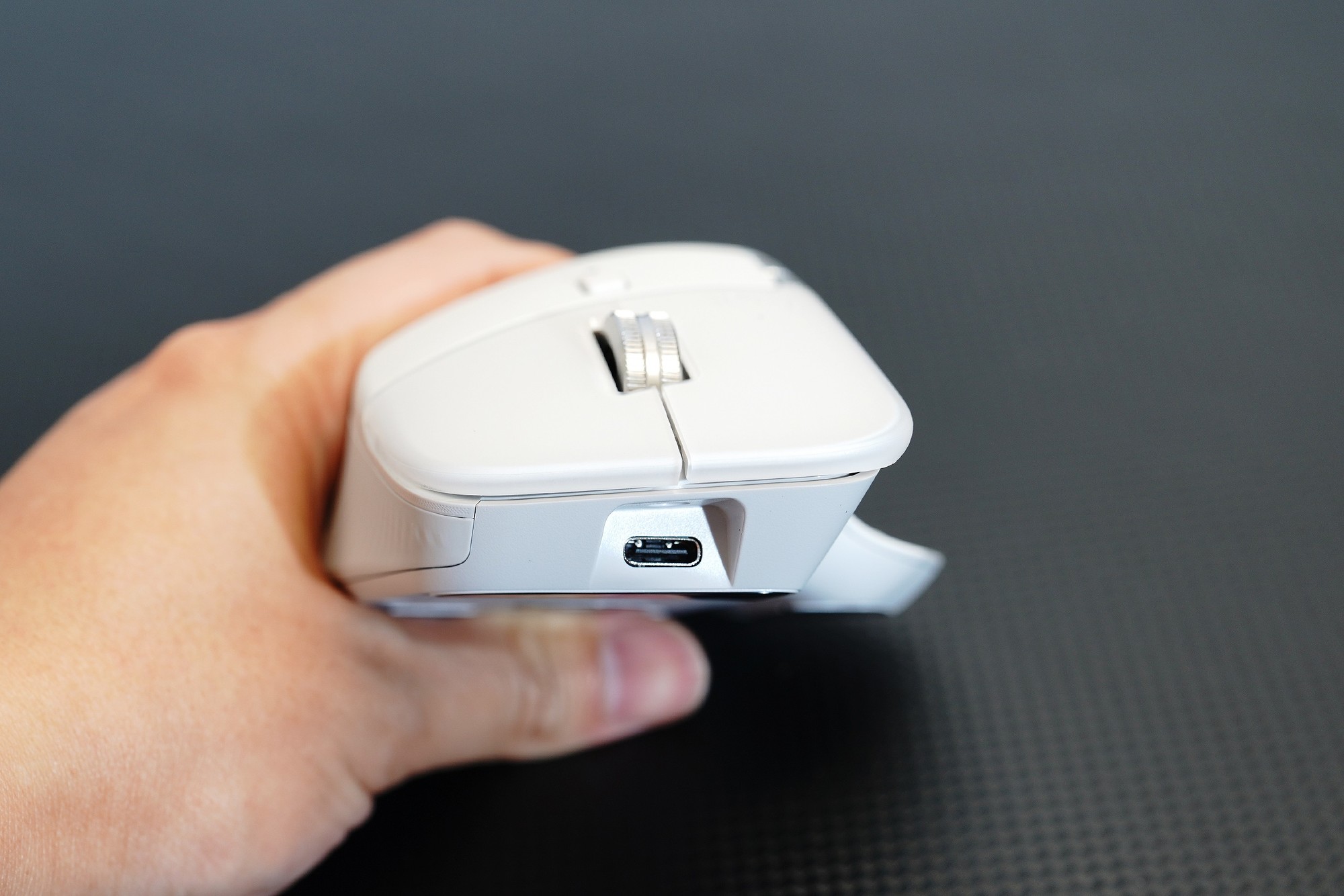 �칫�����������ߣ������޼�MX Master 4