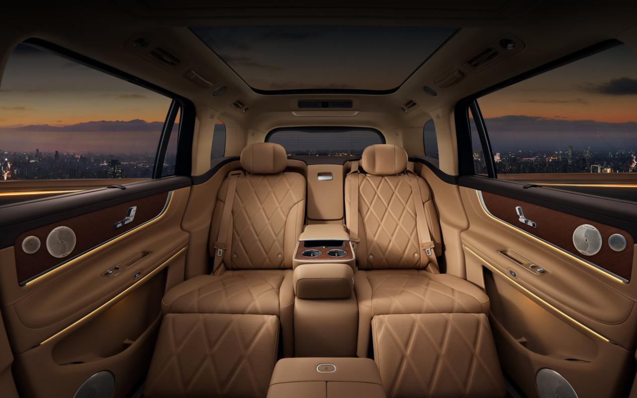 ʽM9WISE2025ҵ֮ᣬڹǻ۳·ʽ