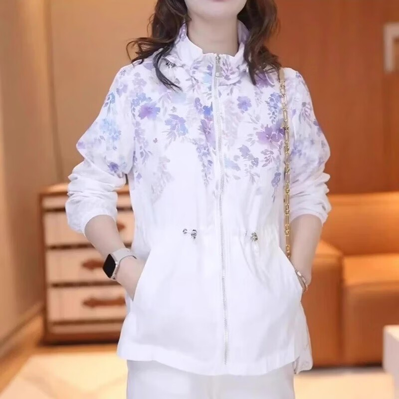 2026新款白色连帽防晒外套女款,到手仅99元!