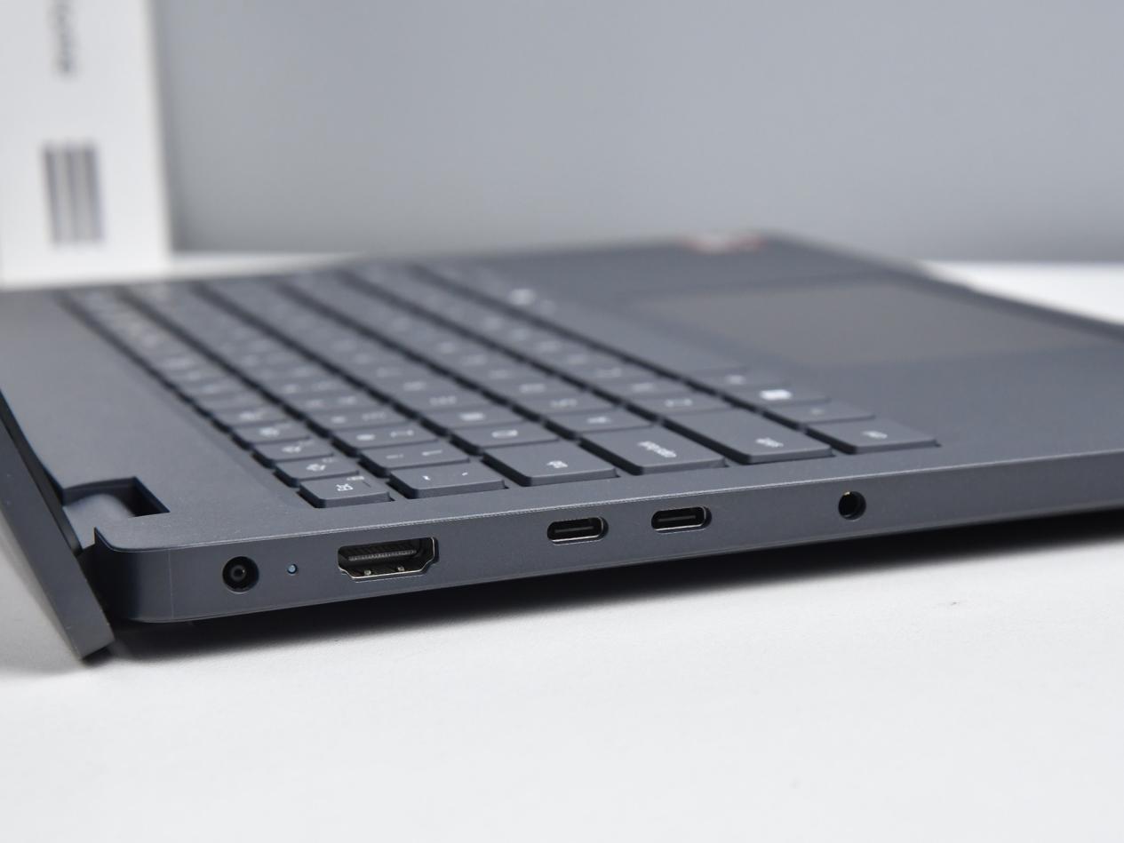 单项性能最高领先2.16倍!锐龙5 PRO 230全面领先酷睿Ultra 5 235U